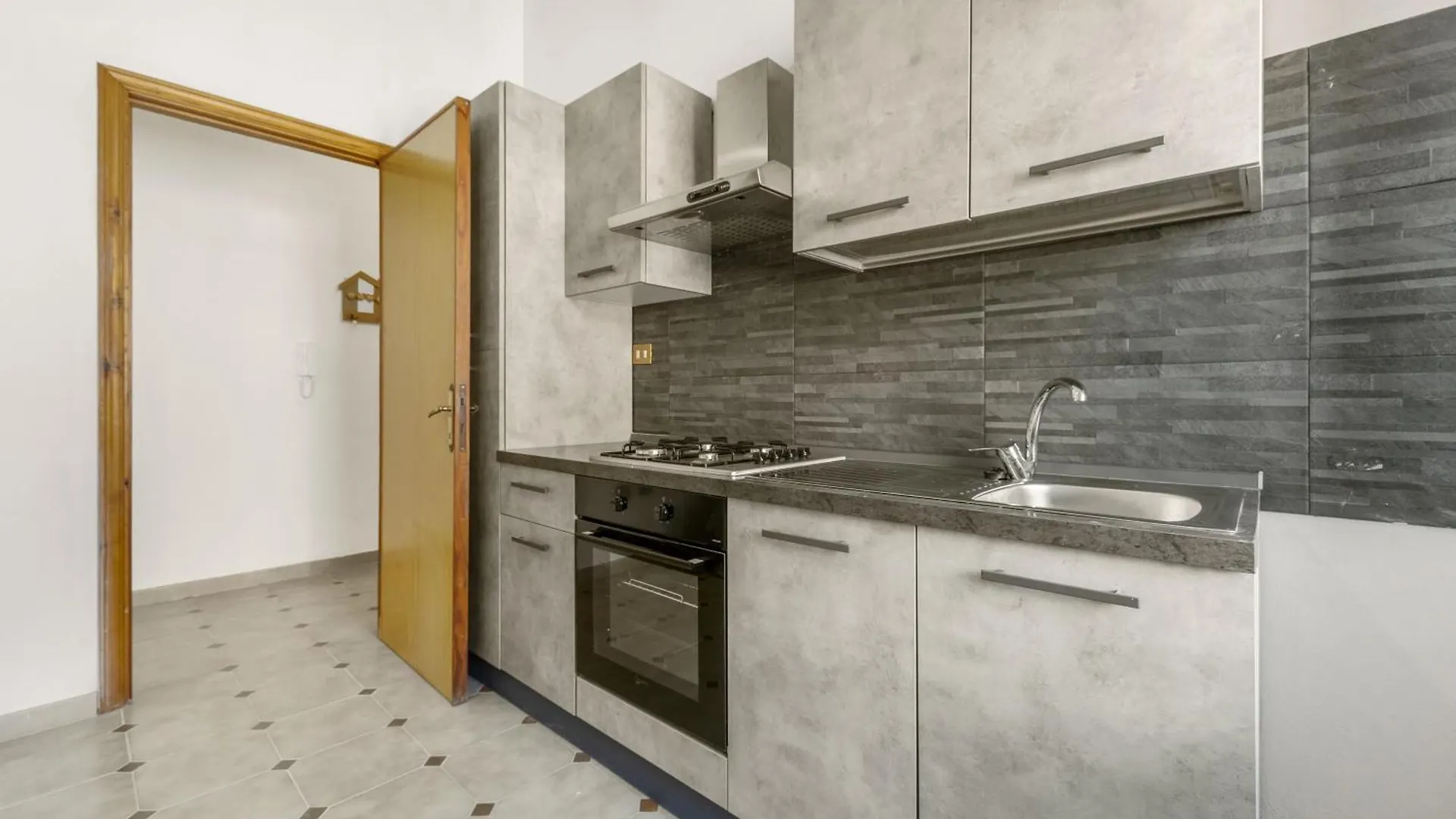 Arbus Aventino Centrale 0*,  Italien