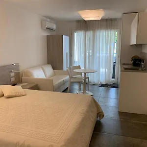  Appartamento Appartarbus White